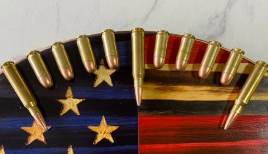 18 inch - American Flag Bullet Clock - Green Line